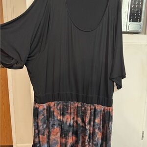 Torrid Size 6 Black and Plaid-Like Dress